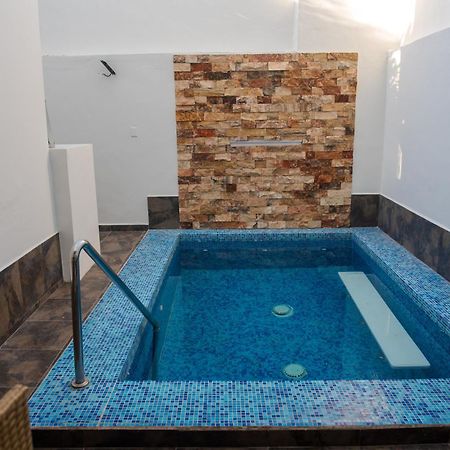 2Br-3Ba Condo Block From Beach W Rooftop Jacuzzi Mazatlán Extérieur photo